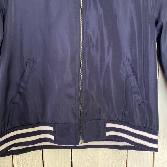 Jacket Justify - Picture 5 of 7